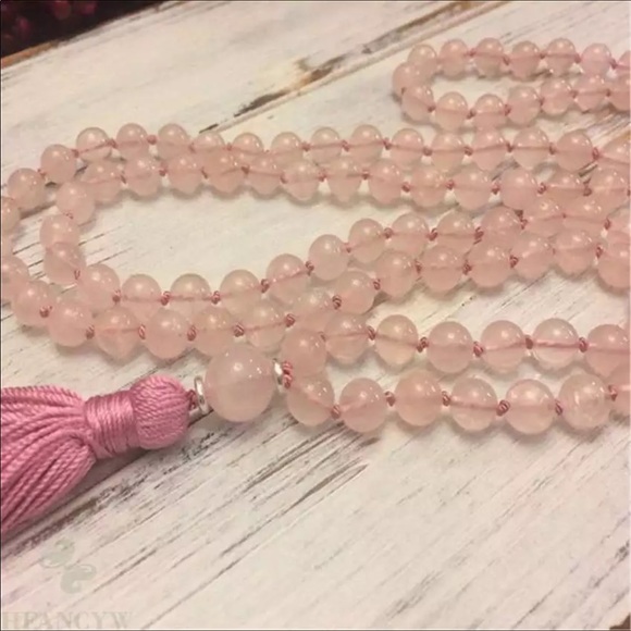 Hand knotted rose Quartz Mala necklace - Picture 4 of 4